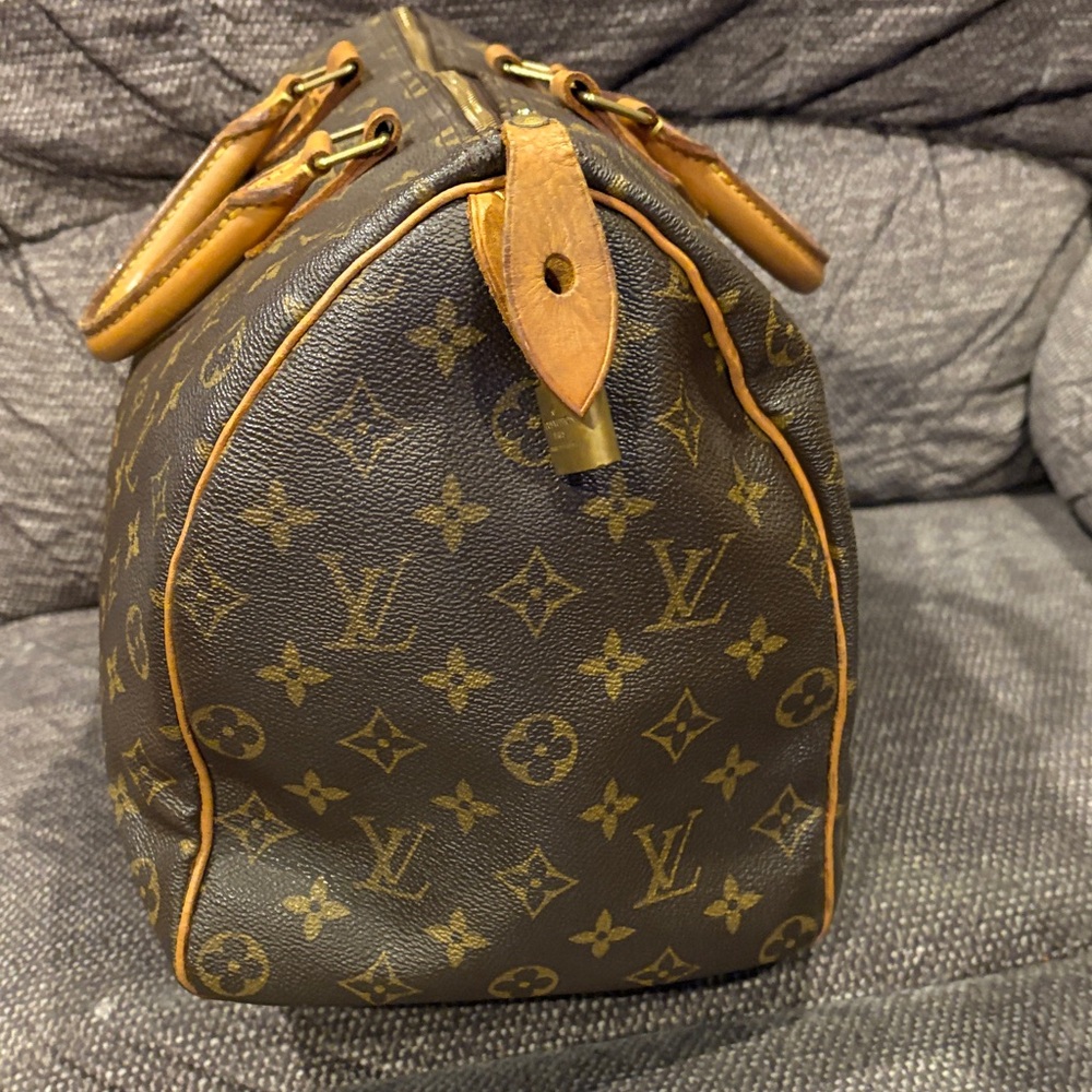 Louis Vuitton  Speedy 35 Monogram Bag - Picture 4 of 13